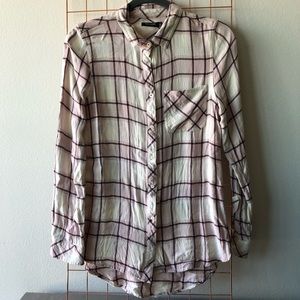 Max Jeans | Light Plaid Button-Down Flannel Top